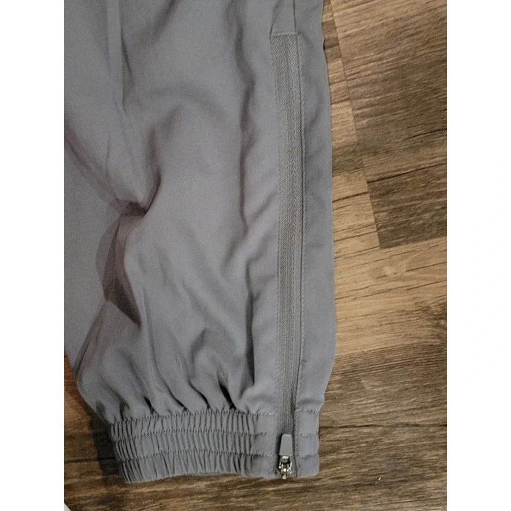 Varsity Spirit Grey Athletic Track Pants Elastic Waist Ankle Zip Joggers M‎